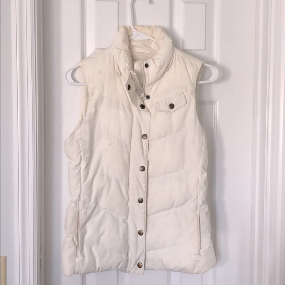 Off-white Puffer Vest